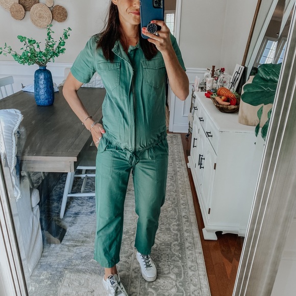 Maternity jumpsuit - Picture 2 of 3